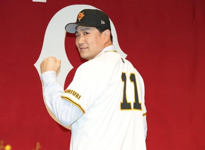 ⚾官方：日本传奇投手“神之子”田中将大正式加盟读卖巨人